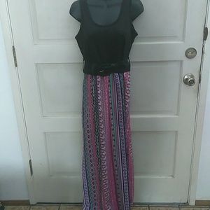 BFamouus USA Maxi Dress